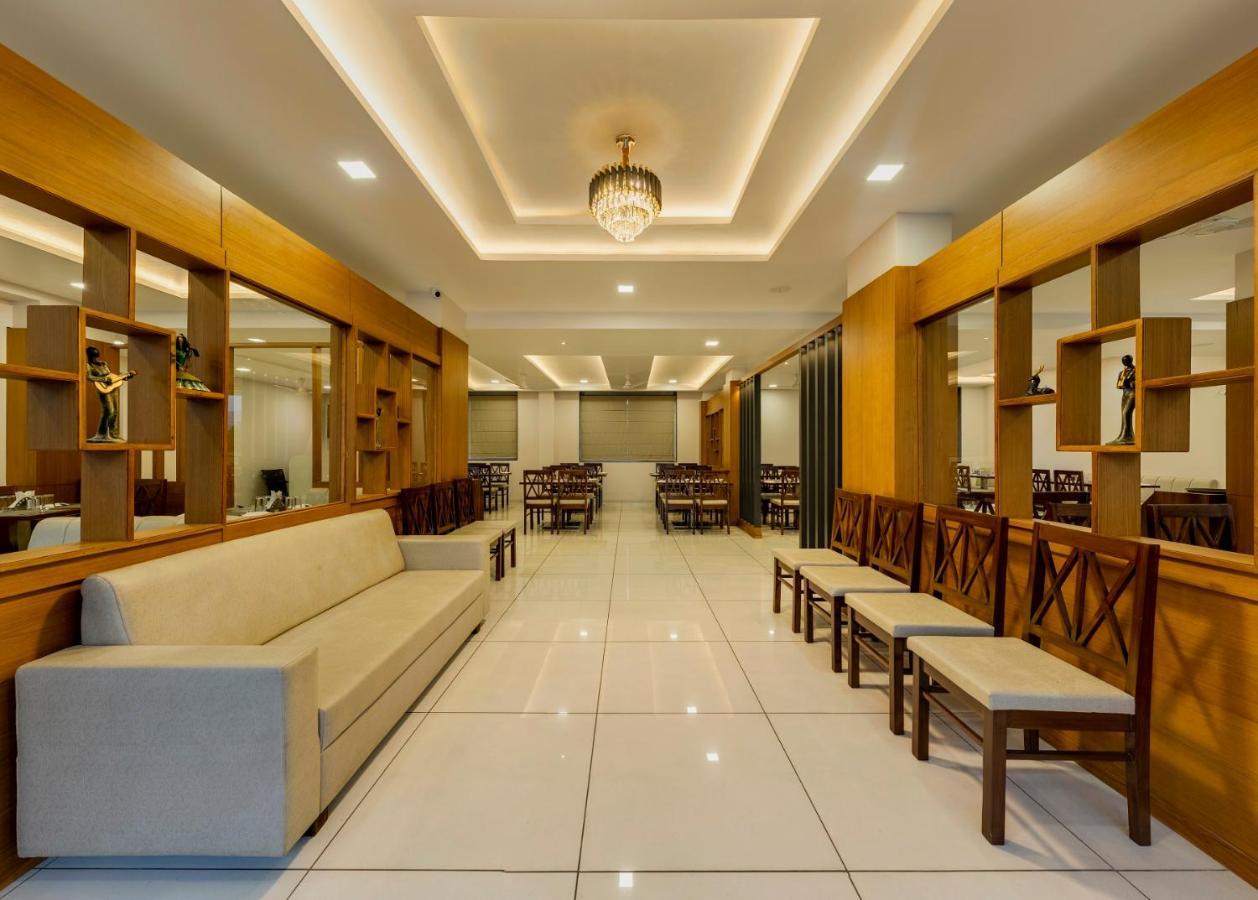 Hotel Grand Indu, 3 Star Kolhapur Exterior foto